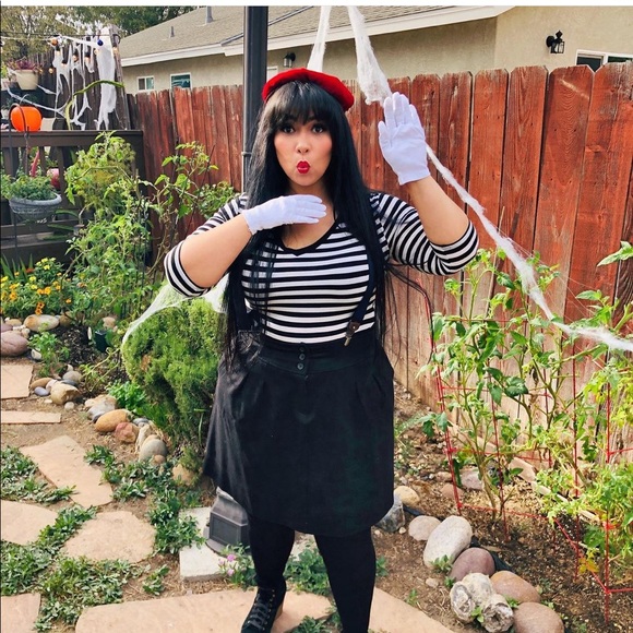 Poshfest Speaker. IG @theeelorena  @chictowear - Picture 8 of 14